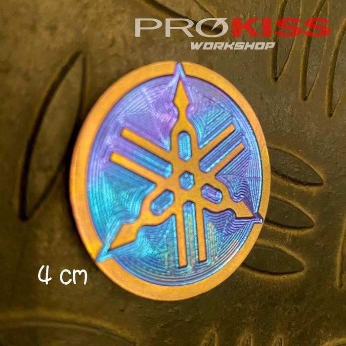 Emblem titanium logo yamaha nouvo lexy nmax