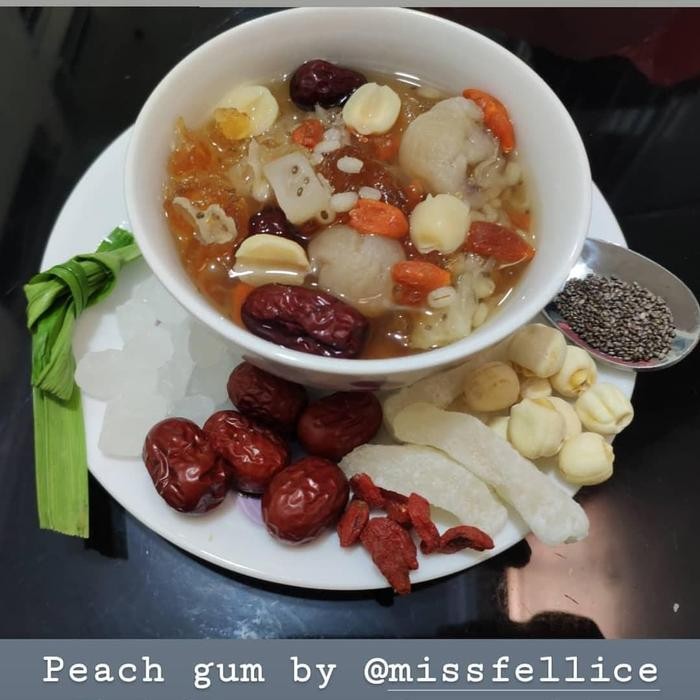 

Peach Gum Collagen Dessert