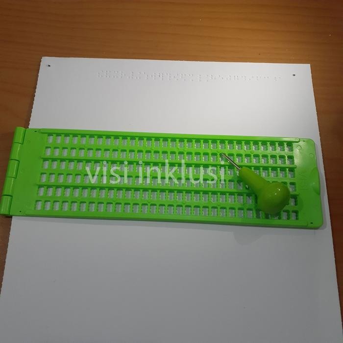 

NYBEBY26 ALAT TULIS TUNANETRA - RIGLET 6 BARIS 30 SEL