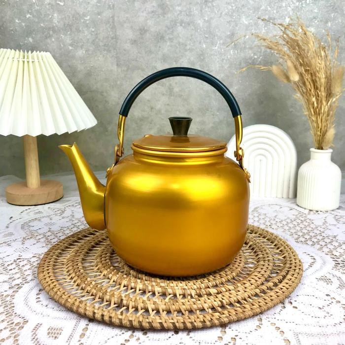 

Teko Arab Air Zam Zam Fancy Gold 1.5 Liter Oleh Oleh Haji Umroh