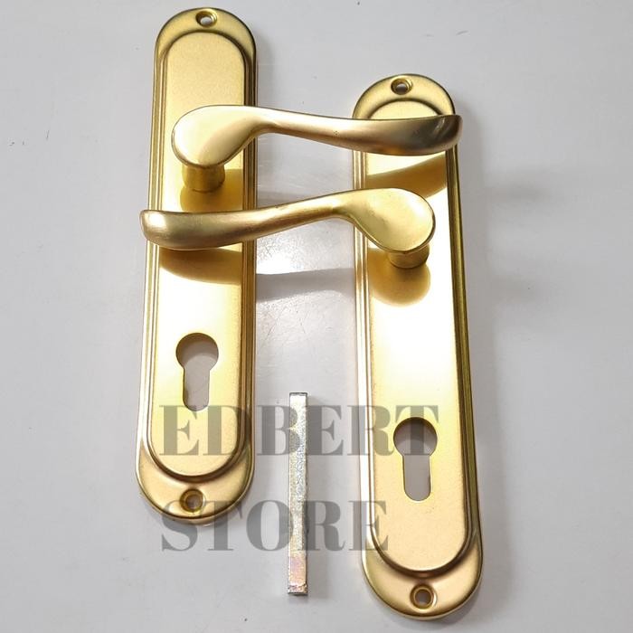 Handle pintu rumah / kunci pintu Grandia / Gold