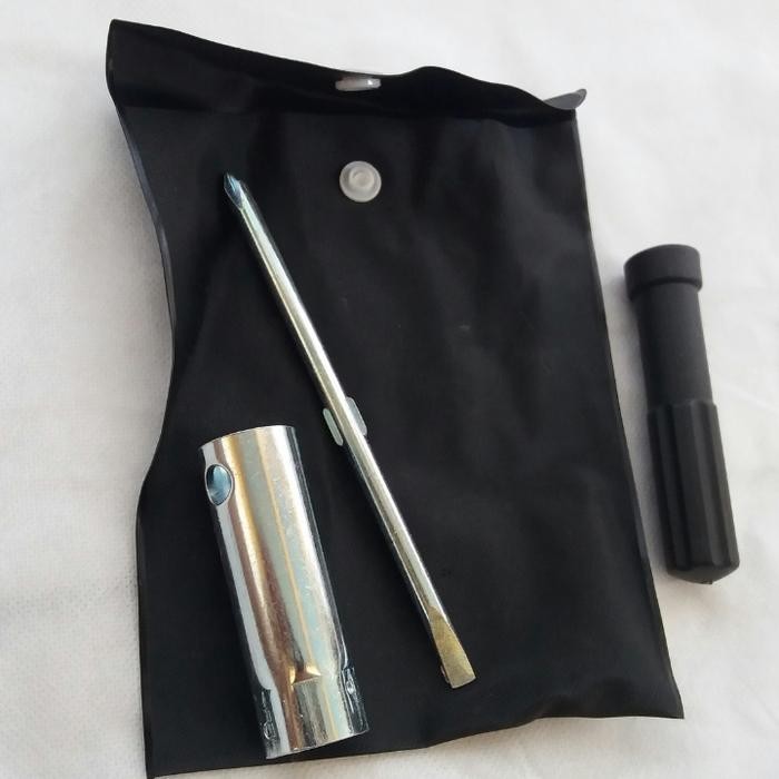 obeng kunci busi bawaan motor honda *