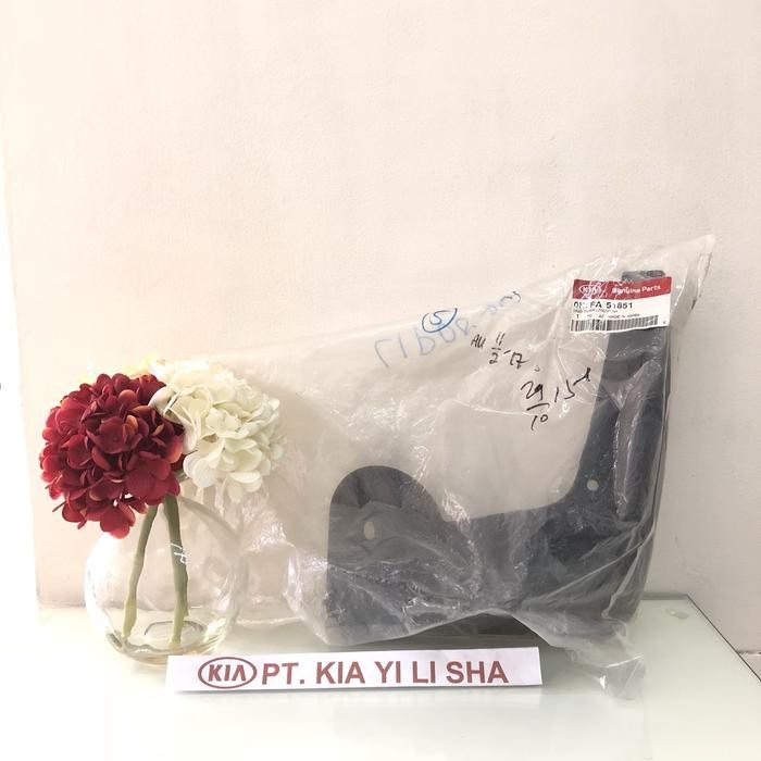 Mud Guard Assy Fr Rh - Kia Carens Ii- Kia Genuine Parts