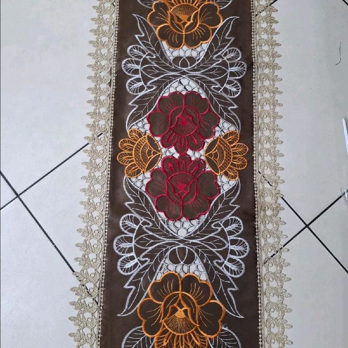 Taplak meja tamu/Taplak meja renda