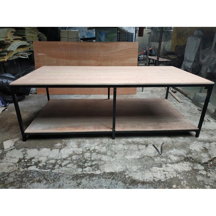 Meja Potong Kain Konveksi