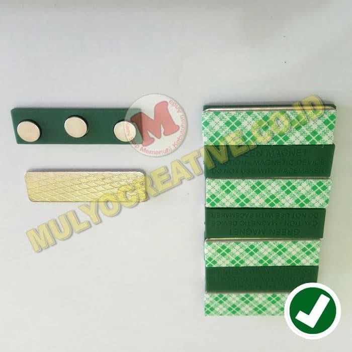 

Green Magnetic Nametag Mata 3 Magnet Name Tag Papan Nama Dada PREMIUM