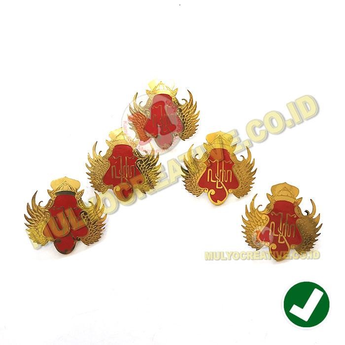 

Pin Bros Logo Keraton Yogya 3.5 Cm - Pin Keraton Jogjakarta Murah PREMIUM