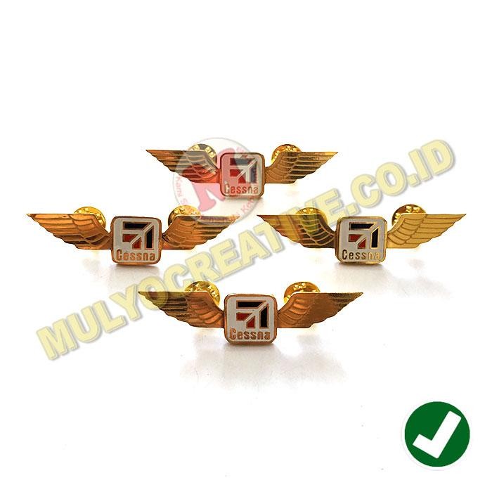 

Pin Wing Pesawat Cessna Murah Pin Logo Cessna Aksesoris Penerbangan PREMIUM