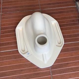 CLOSET JONGKOK TRILIUN U/ LANTAI 2 / KLOSET JONGKOK TRILIUN CORONG