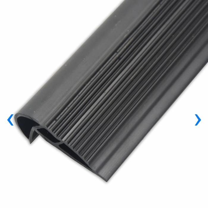 PELINDUNG KARET ANAK TANGGA