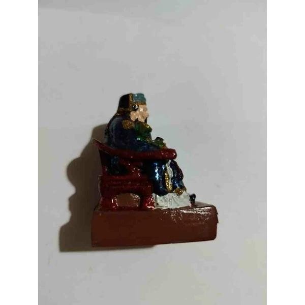 Patung dewa Hok Tek / pek kong