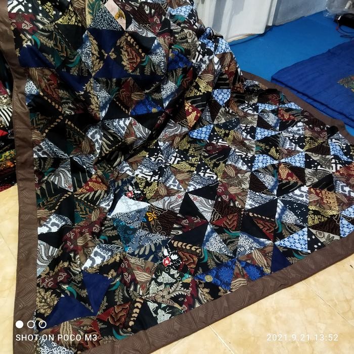 Selimut Perca Batik Kombinasi Kain Katun Polos