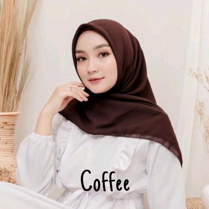 Kerudung Segi Empat Coklat Pramuka Coffe Hijab Segi empat Coffe Hijab Bella Square Plain Coklat Tua