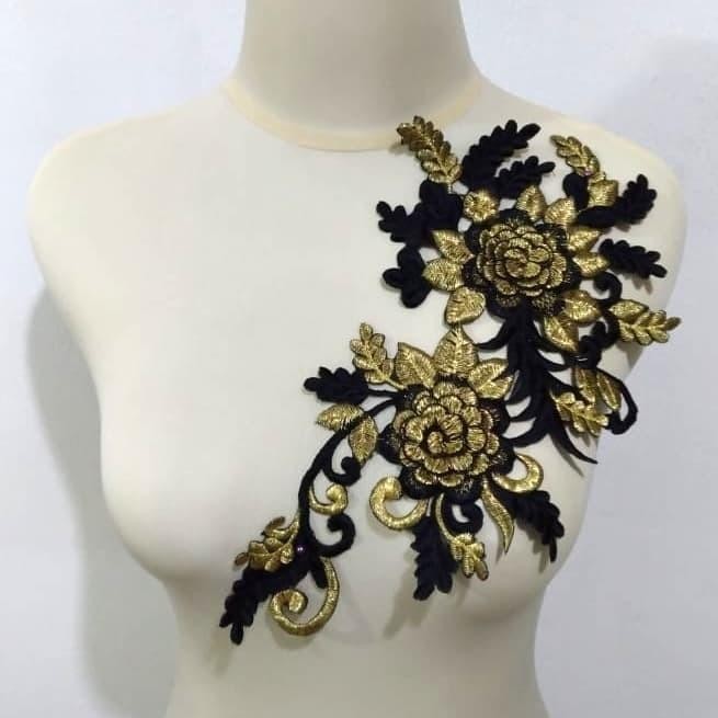 

(Expert) Renda Aplikasi Bordir Bunga 2 Warna (Hitam-Emas)