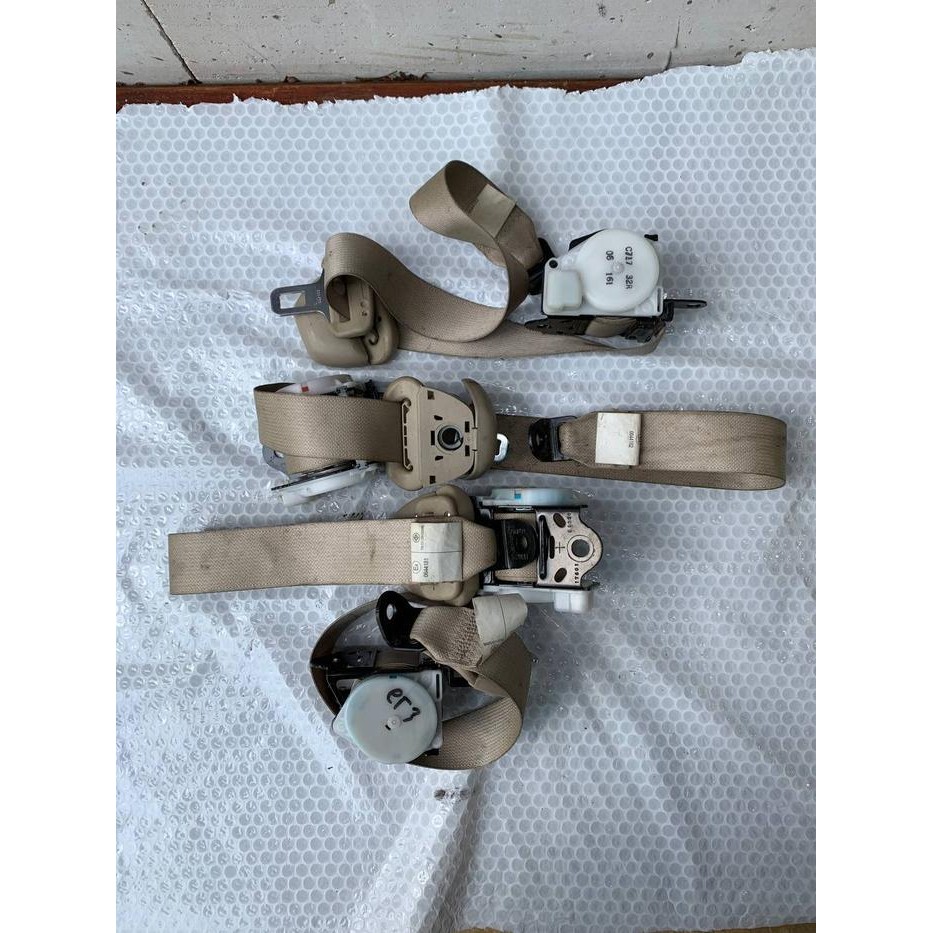 Seat belt Safety Belt Sabuk Pengaman Tengah/Belakang Suzuki Ertiga Ori