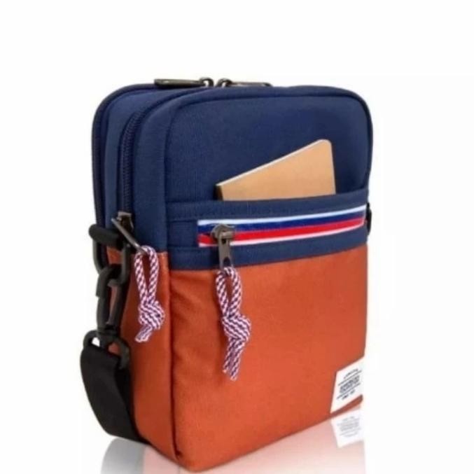 Tas American Tourister Kriss Vertical Tas Selempang Pria_Black