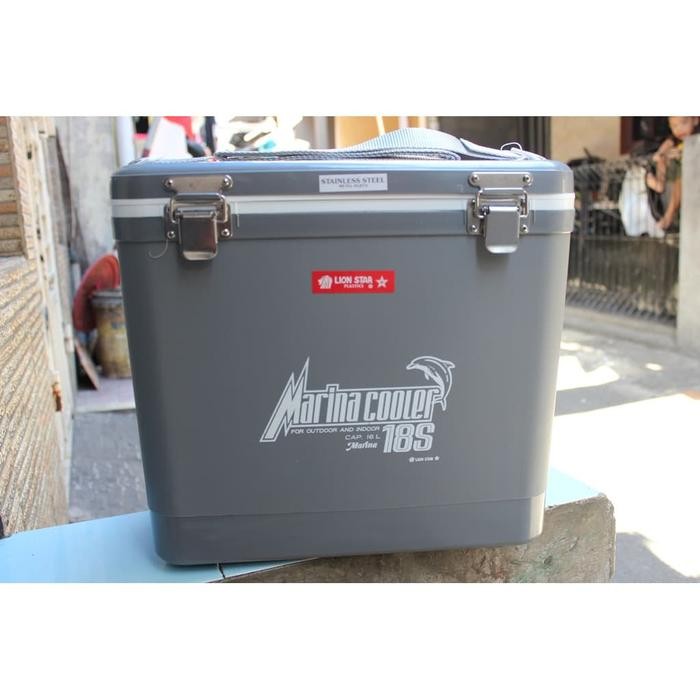 18S marina cooler box 16liter lion star tempat daging ikan piknik Kode 473