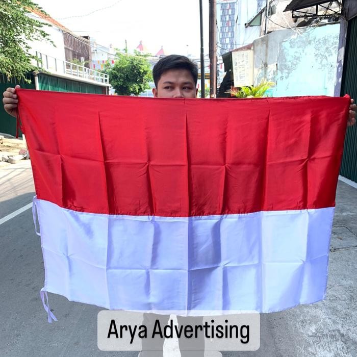 

Terlaris Bendera Merah Putih Ukuran 90x135cm Bahan satin SALE