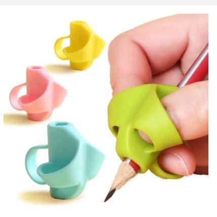 

READY Pencil Grip Holder Alat Bantu Tulis Anak / Writing Grip Pencil Holder 3 jari dan 5 jari Kuning