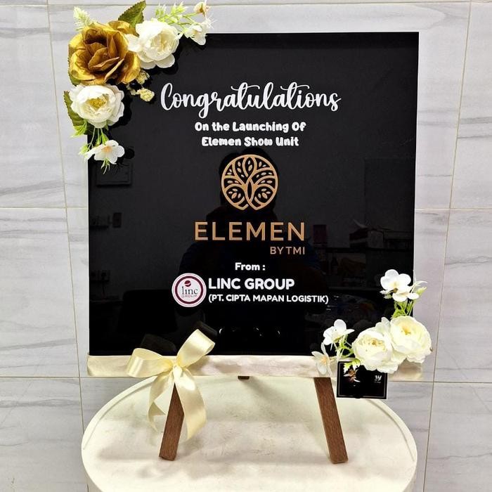 

Papan Peresmian / Papan Ucapan Acrylic / Bunga Papan Graduation / Acrylic Stand