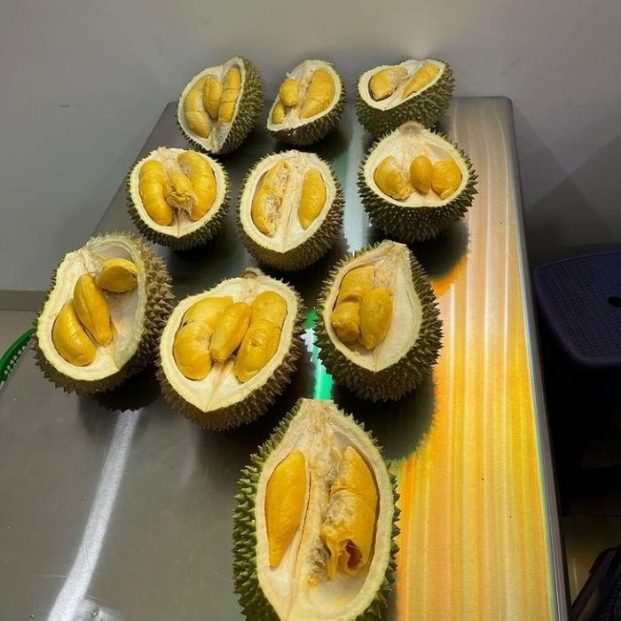

Buah Durian Musangking Malaysia Utuh Special Imlek Hamper Parcel