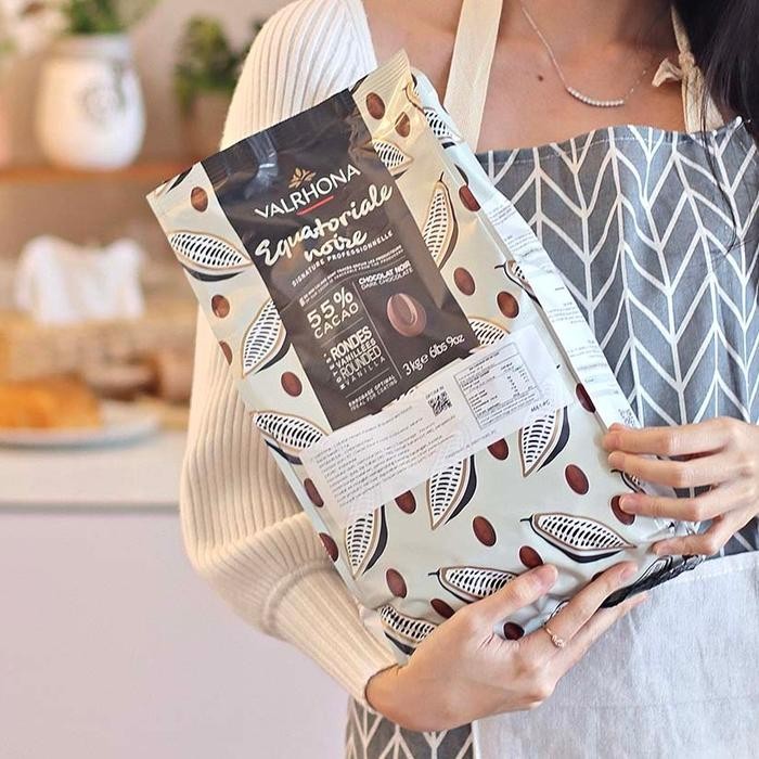 

FyZ Valrhona Equatoriale 55% 100gr Dark Chocolate Couverture Coklat Keping Cokelat Baking