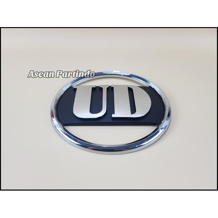 Bagus Emblem - Logo Ud Chrome - Truck Nissan Btx
