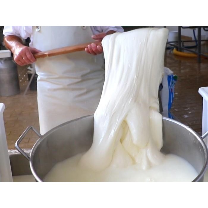 

Arla Pizza Topping 2,3Kg / Keju Mozzarella Cheese / Import Denmark