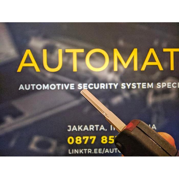 Kunci Mercedes Benz Mercy W124 W210 W202 W140 Oem