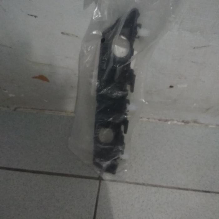 Bracket Bumper Kanan Kia All New Picanto