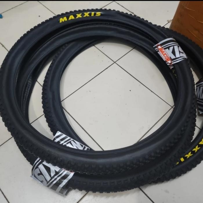 Ban Luar Sepeda Mtb 26 X 2.20 Maxxis Ikon Wired