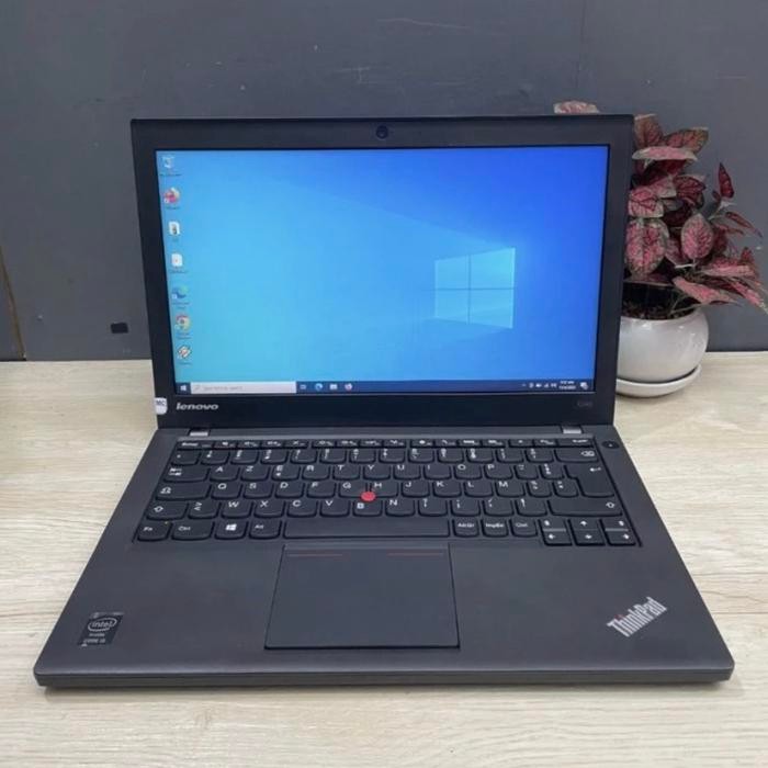 Lenovo Thinkpad X240 i5/8/500/webcam/mulus bergaransi