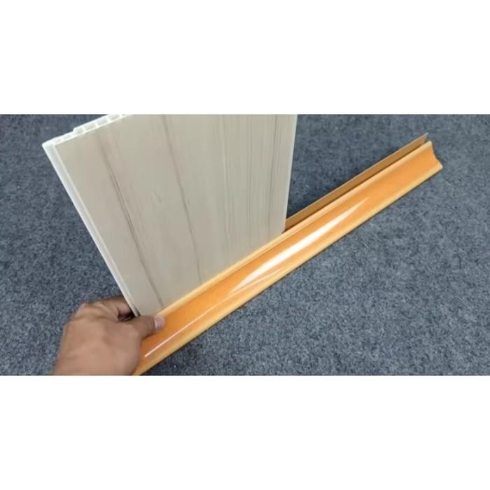 Lis Dinding Lis Plafon PVC Minimalis Aneka Motif Harga Per Meter