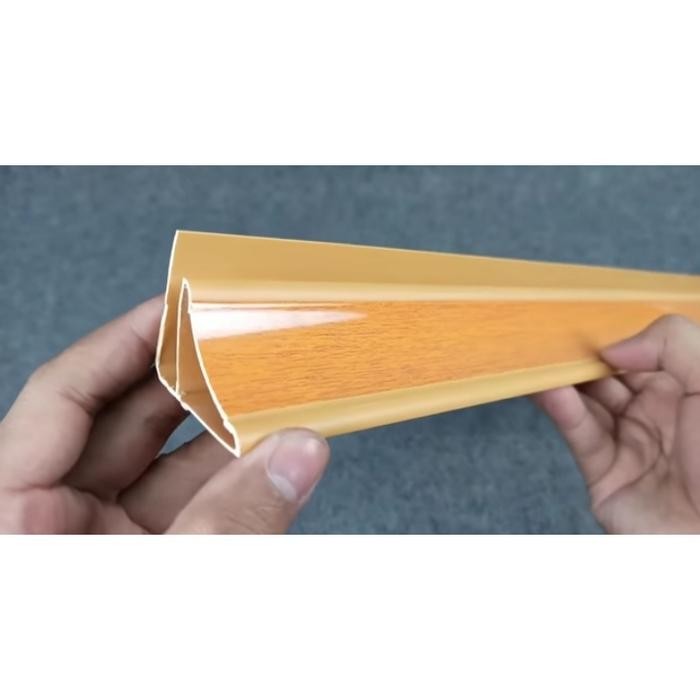 Lis Dinding Lis Plafon PVC Minimalis Aneka Motif Harga Per Meter