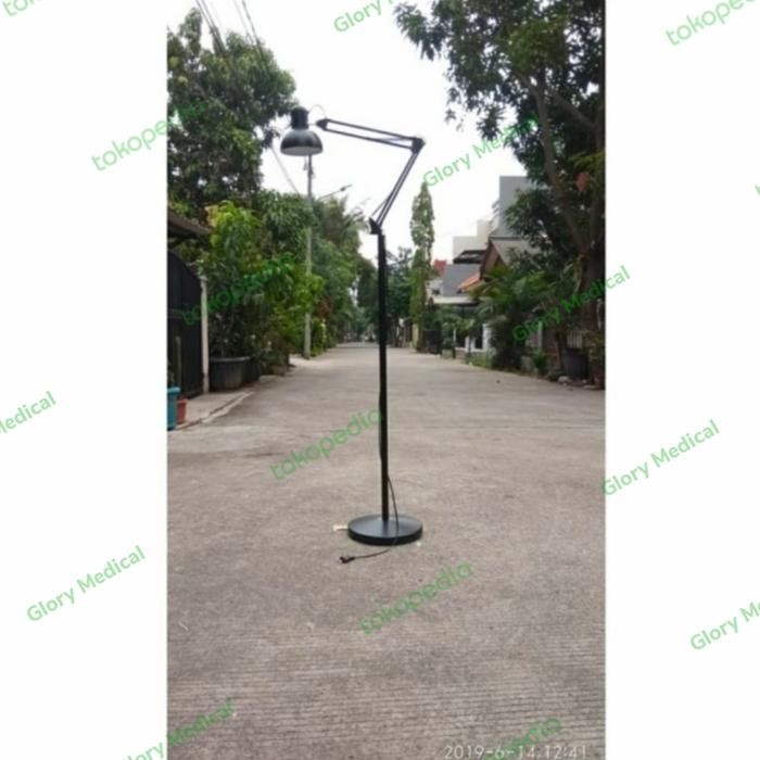 Tiang Lampu/ Tiang Tinggi Untuk Lampu Terapi Dan Juga Bisa Digiunakan Untuk Tiang Lampu Belajar