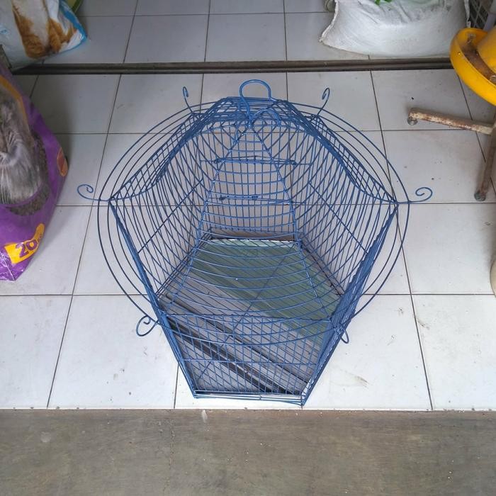 Sangkar burung besi