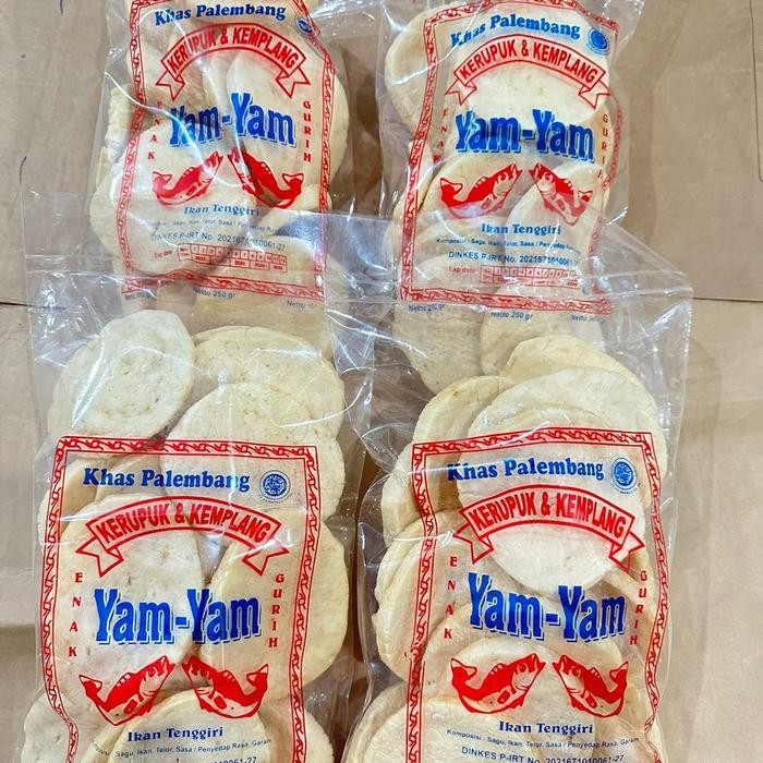 

Paket 1kg kerupuk kemplang (peser 4bks)