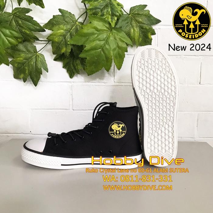 Poseidon One Shoe Black/White - Scuba Diving