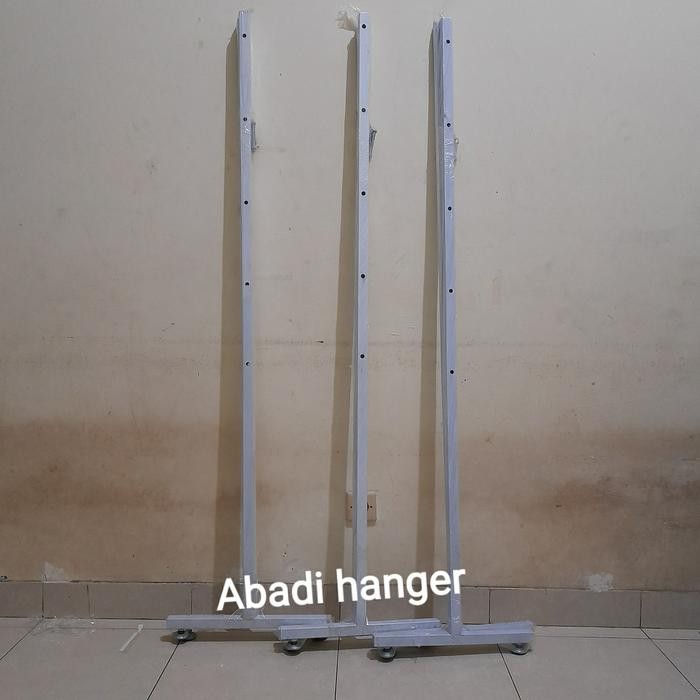 kaki besi tiang penyangga jaring ram / kaki mundo