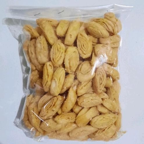 

Sedia Keripik Pangsit Malaysia Ori Asin Khas Keripik Riki Mang Odod Pojok Ci