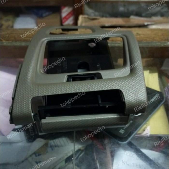 Cup Holder + Cover Kisi2 Kanan Ertiga