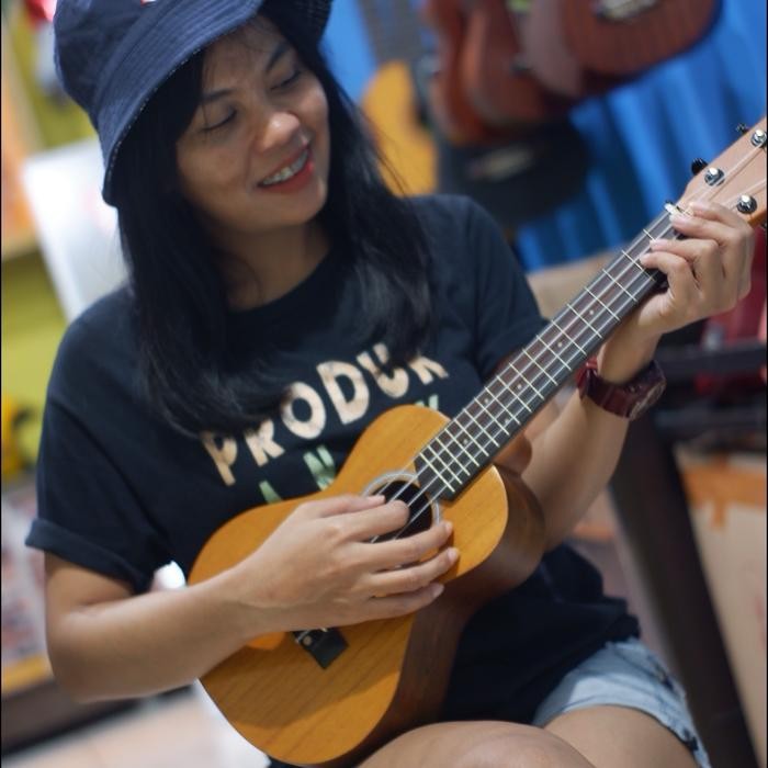 [Original] [ Ukulele Point UP-102 by music point semarang