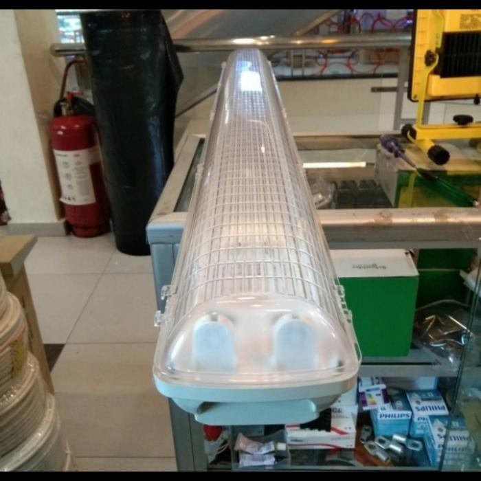 Kap Lampu TL Waterproof 2x18 Watt + Lampu TL Philips 8Watt 2x