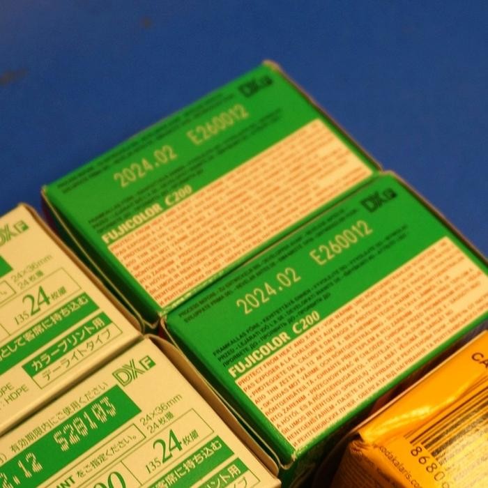 Roll Film Fuji Fujifilm Fujicolor C200 Expired Tbk