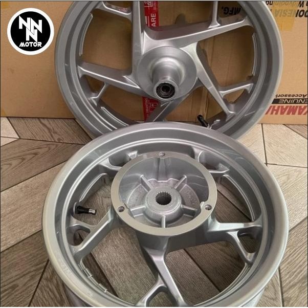 VELG ORIGINAL XMAX 1 SET SILVER