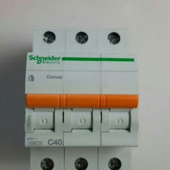 MCB Domae 3P/40A schneider 4,5ka ORI Terlaris