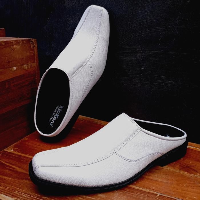 Terbaru Sepatu Sandal Pria Sepatu Sandal Pria Putih Bustong