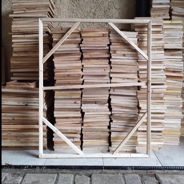 

Kanvas Lukis/ Media Lukis Warna Putih Uk. 80 X 120 X 3Cm Pre Order