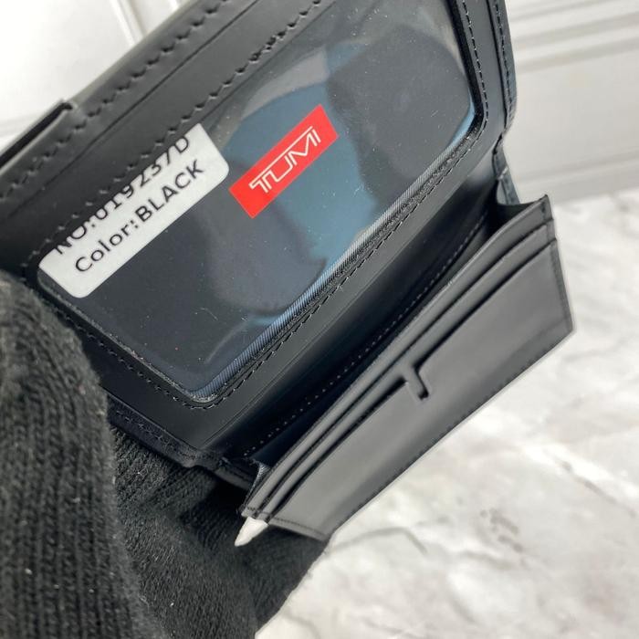 

Card Holder Dompet Kartu T'M 001 Black Miror