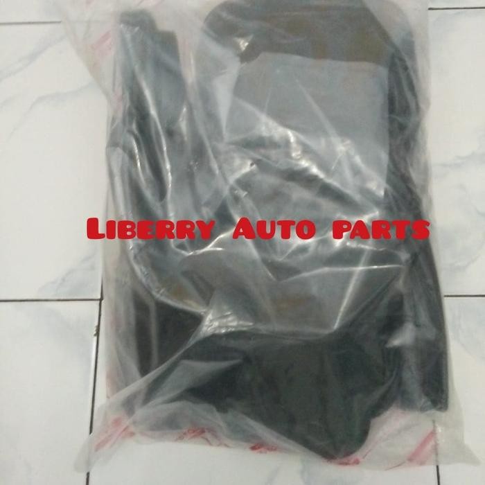 Karpet Lumpur / Mudguard / Mud Guard / Innova 2009-2011 Original